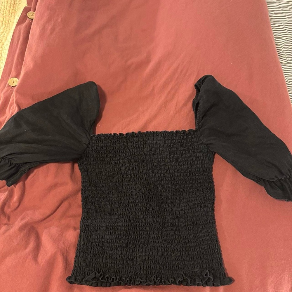 Reformation Black Smocked Puff Sleeve Top - Picture 4 of 6